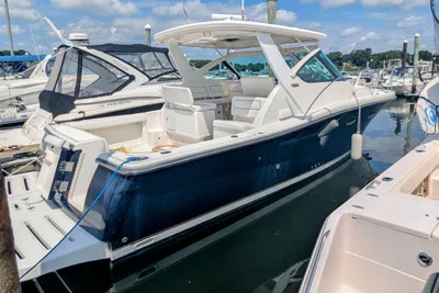 Tiara Yachts 3200 Open