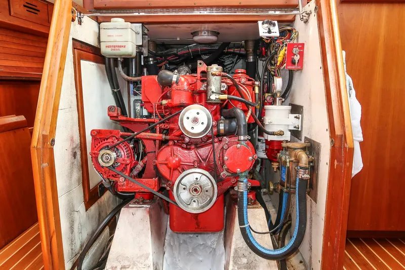 Loon Yacht Photos Pics 