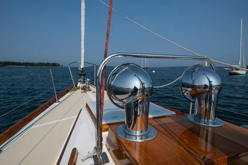 Loon Yacht Photos Pics Hinckley Sou'wester 42 sailboat deck, 1988 model, with polished chrome fittings and ocean view.