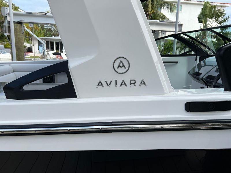 2023 Aviara AV32