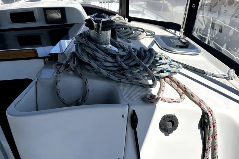 Island Myst II Yacht Photos Pics Deck view of 2007 Hunter 41 Deck Salon sailboat with coiled ropes and winch.