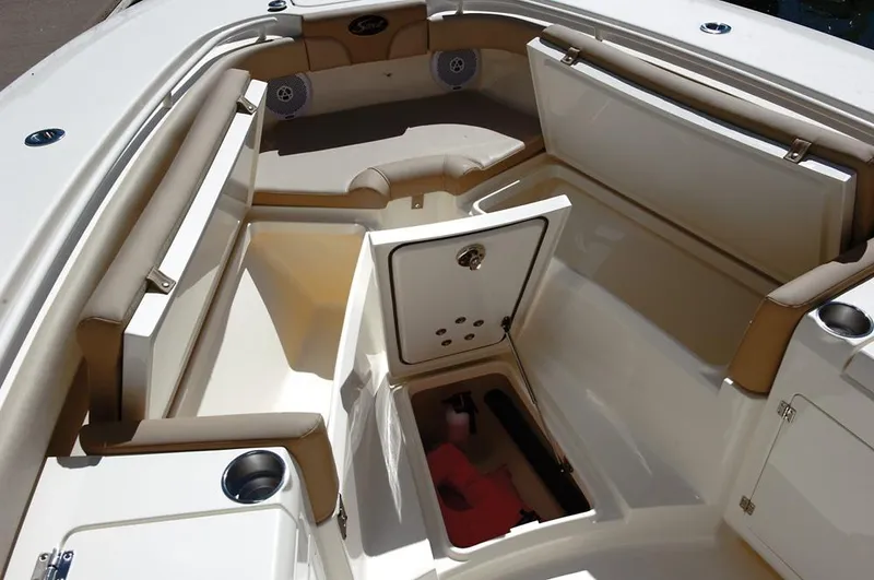 Trailer Included In Sale Yacht Photos Pics 