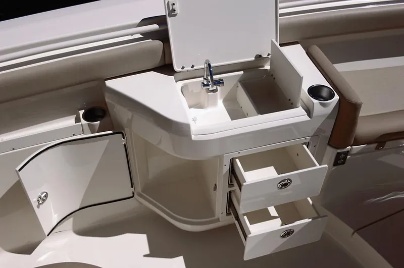 Trailer Included In Sale Yacht Photos Pics 