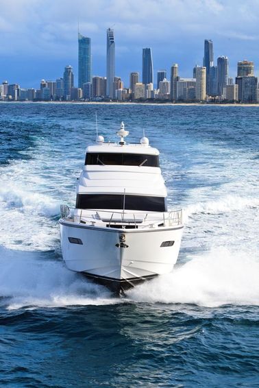 2024-70-johnson-70-motor-yacht-sky-lounge