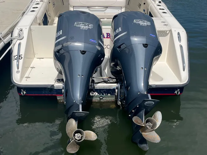  Yacht Photos Pics 2011 Pursuit S 280 Sport boat with twin Yamaha outboard engines.