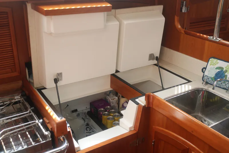 Hard To Believe Yacht Photos Pics 