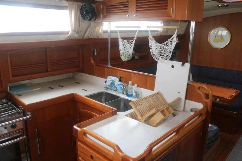 Hard To Believe Yacht Photos Pics 