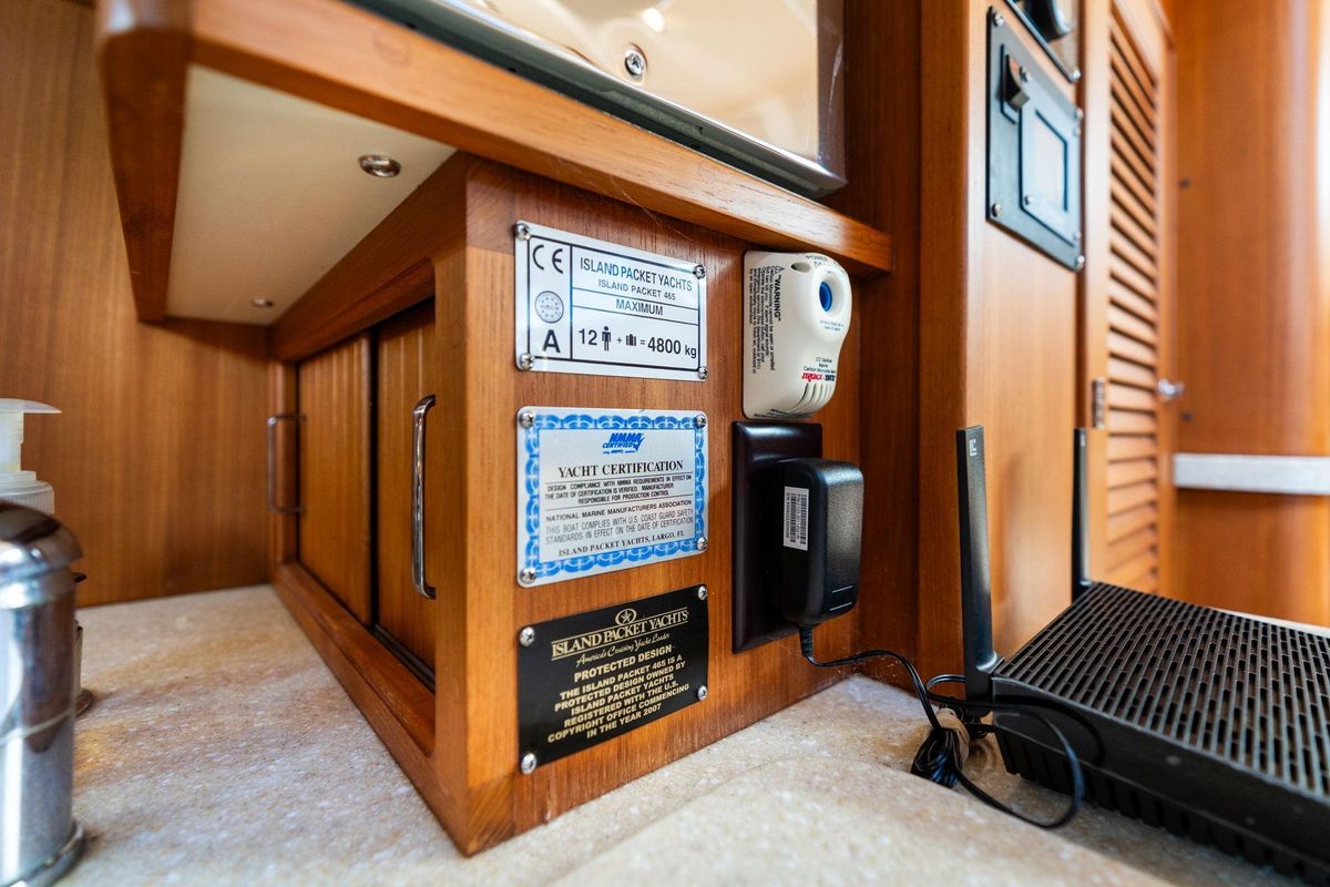 2008 Island Packet 48 