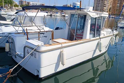 2003 Beneteau peche 700