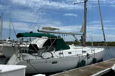 Beneteau 381