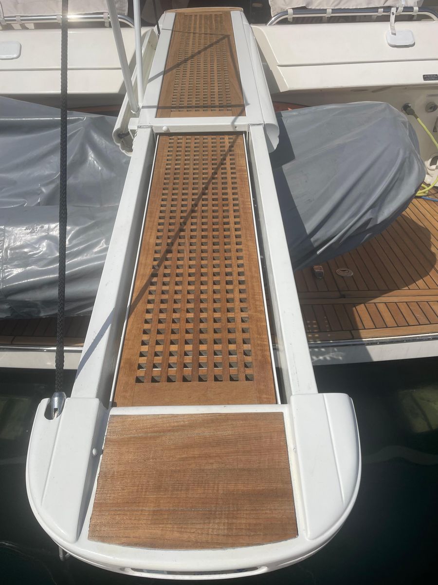 2000 Ferretti Yachts 61 