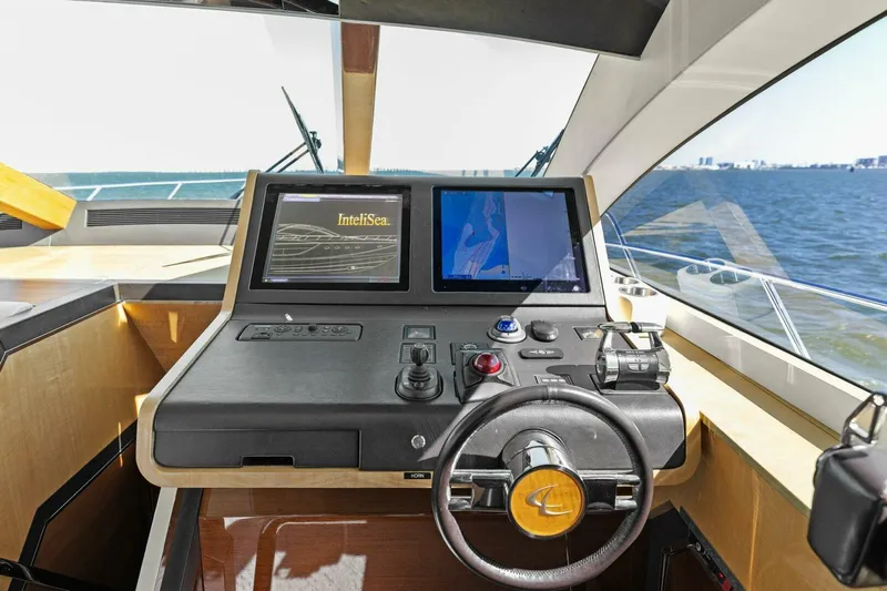 Rockwater Yacht Photos Pics 2013 Cheoy Lee 76 Alpha Flybridge - Image 56