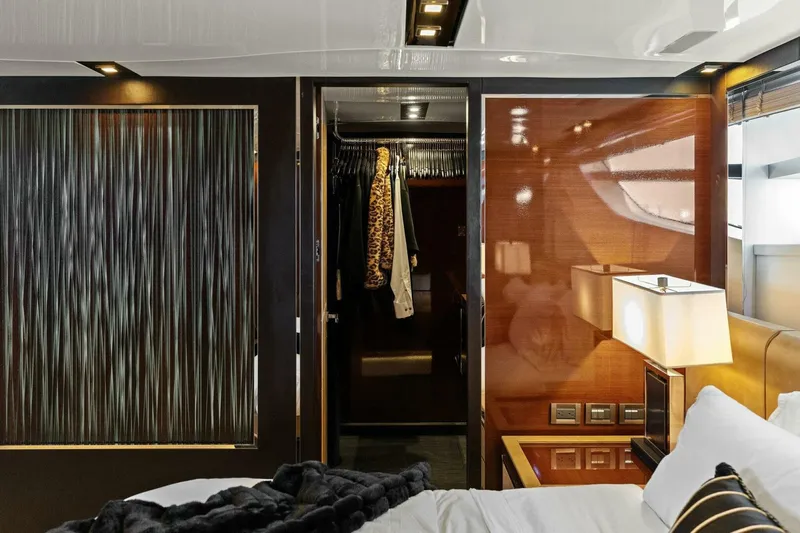 Rockwater Yacht Photos Pics 2013 Cheoy Lee 76 Alpha Flybridge - Image 68