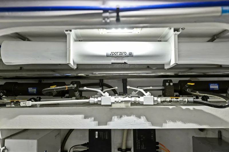 Rockwater Yacht Photos Pics 2013 Cheoy Lee 76 Alpha Flybridge - Image 99