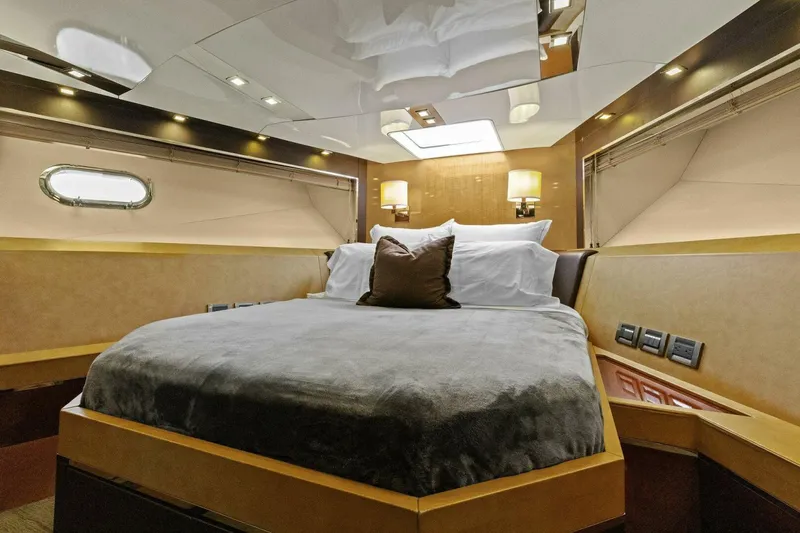 Rockwater Yacht Photos Pics 2013 Cheoy Lee 76 Alpha Flybridge - Image 83