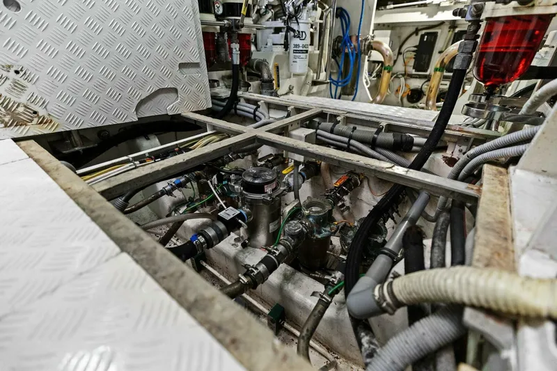 Rockwater Yacht Photos Pics 2013 Cheoy Lee 76 Alpha Flybridge - Image 102