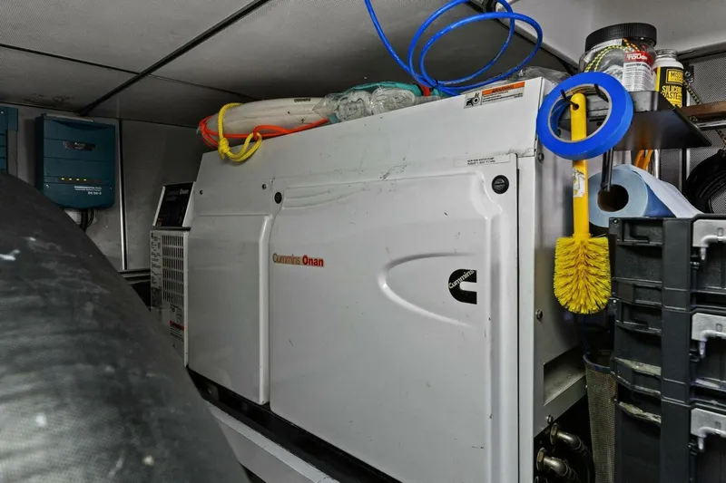 Rockwater Yacht Photos Pics 2013 Cheoy Lee 76 Alpha Flybridge - Image 101