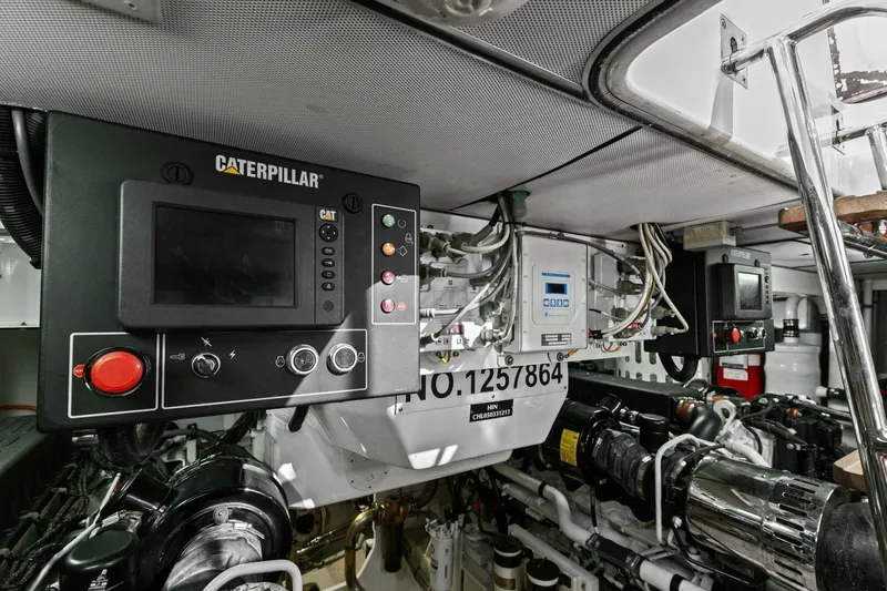 Rockwater Yacht Photos Pics 2013 Cheoy Lee 76 Alpha Flybridge - Image 97