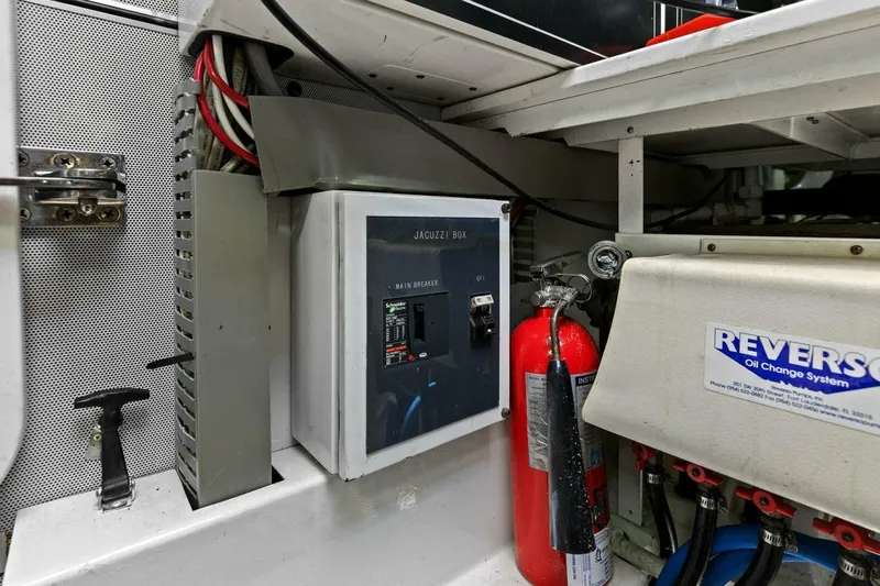 Rockwater Yacht Photos Pics 2013 Cheoy Lee 76 Alpha Flybridge - Image 103