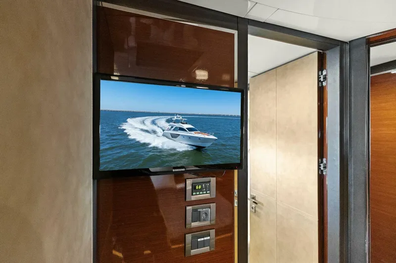 Rockwater Yacht Photos Pics 2013 Cheoy Lee 76 Alpha Flybridge - Image 80