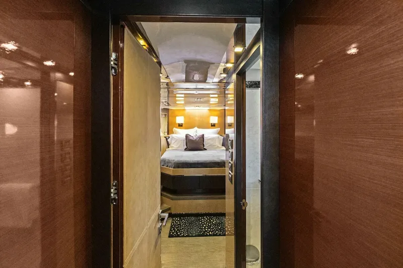 Rockwater Yacht Photos Pics 2013 Cheoy Lee 76 Alpha Flybridge - Image 81