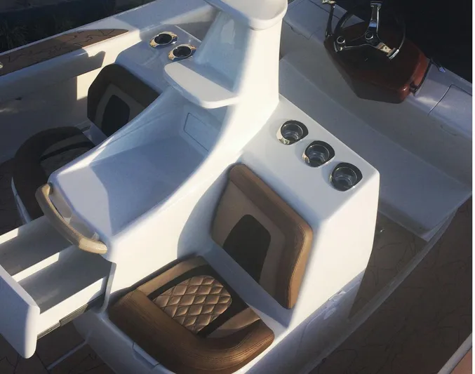  Yacht Photos Pics Aft Seating