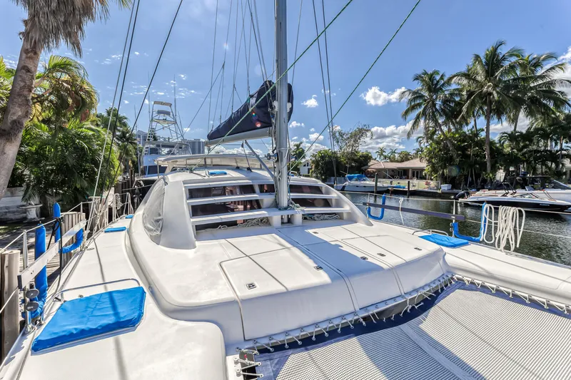 Reef'n It Yacht Photos Pics 