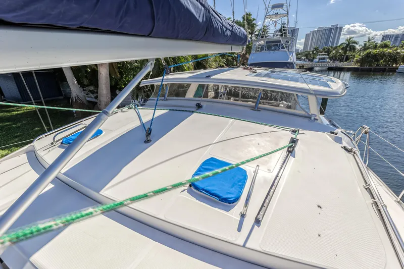 Reef'n It Yacht Photos Pics 