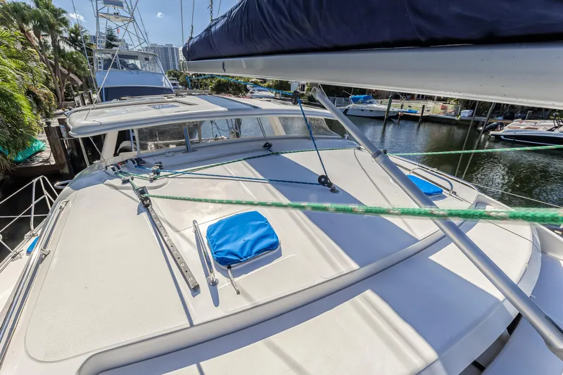 Reef'n It Yacht Photos Pics 