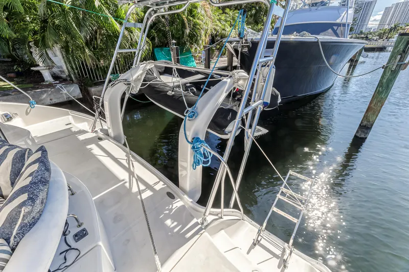 Reef'n It Yacht Photos Pics 