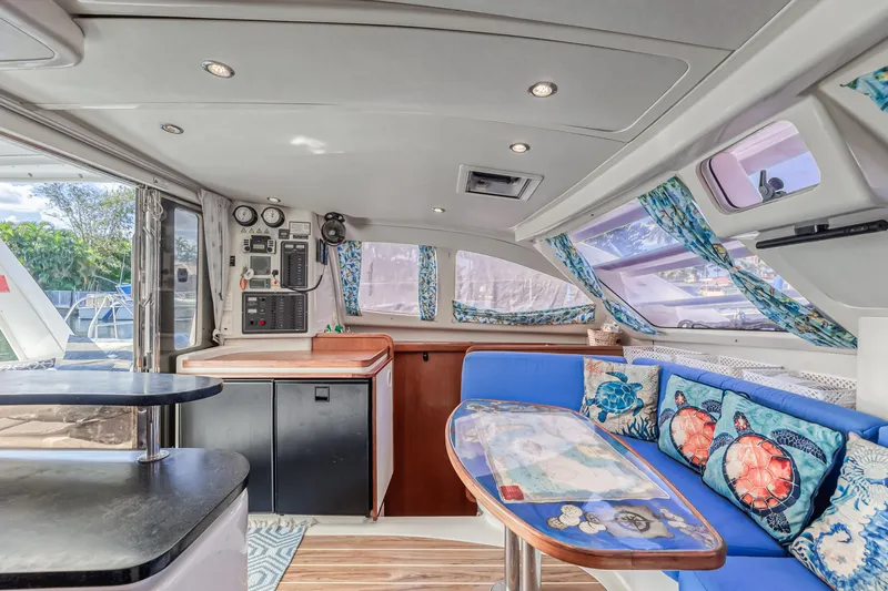 Reef'n It Yacht Photos Pics 