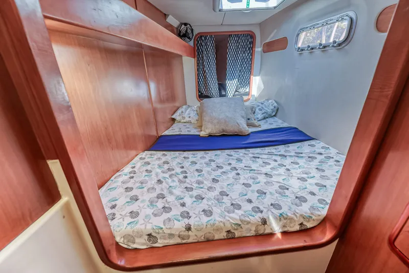 Reef'n It Yacht Photos Pics 