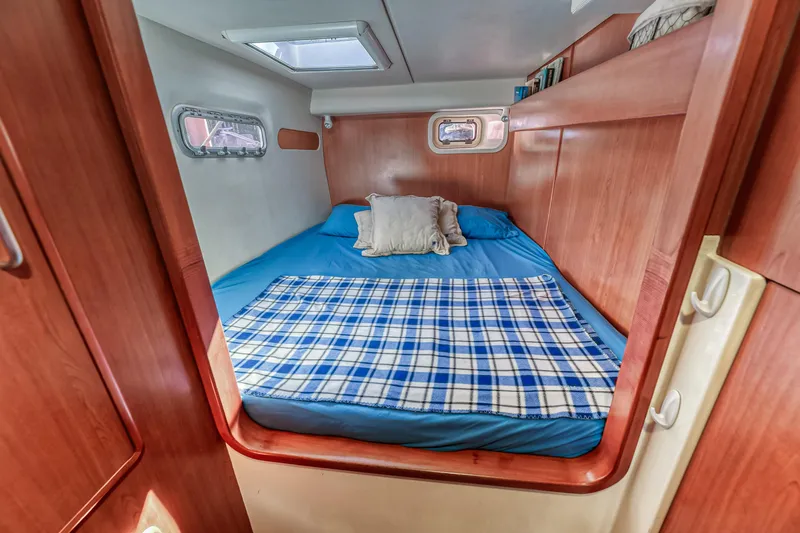 Reef'n It Yacht Photos Pics 