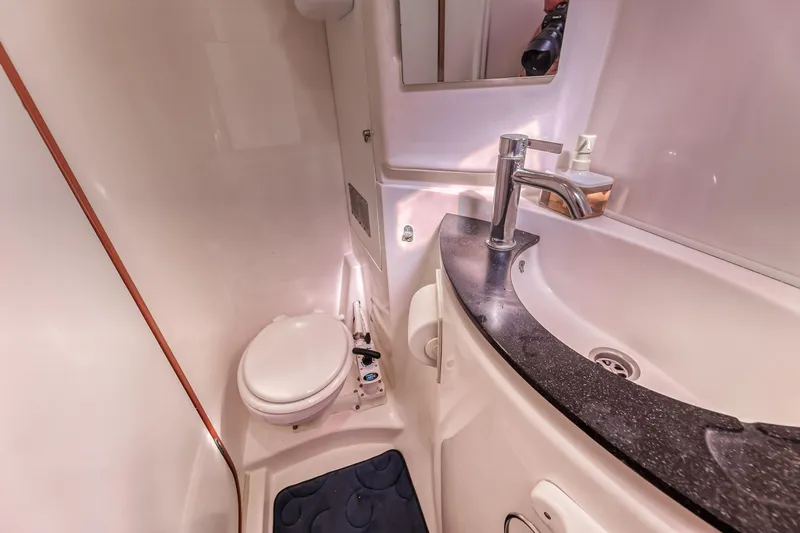 Reef'n It Yacht Photos Pics 