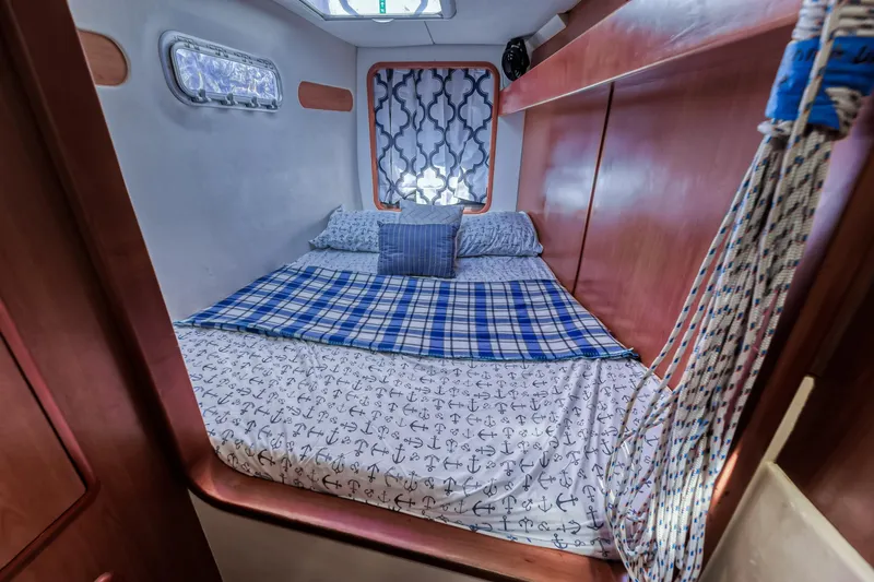 Reef'n It Yacht Photos Pics 