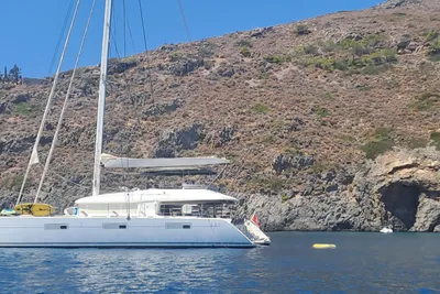 2012 Lagoon 620