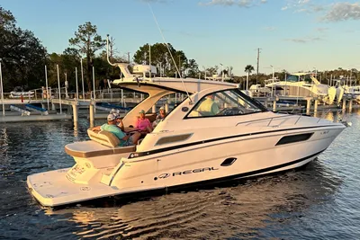 Regal 35 Sport Coupe