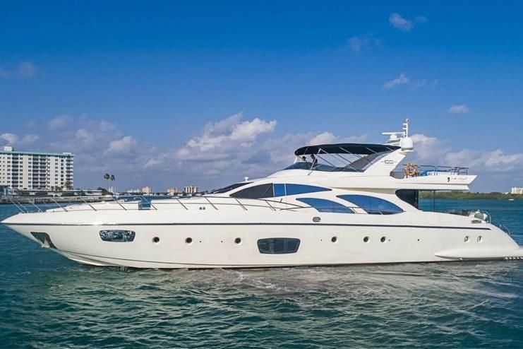 2010 Azimut 100 