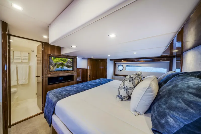 Something Bruin Yacht Photos Pics 2022 Riviera 5400 Sport Yacht - Image 39