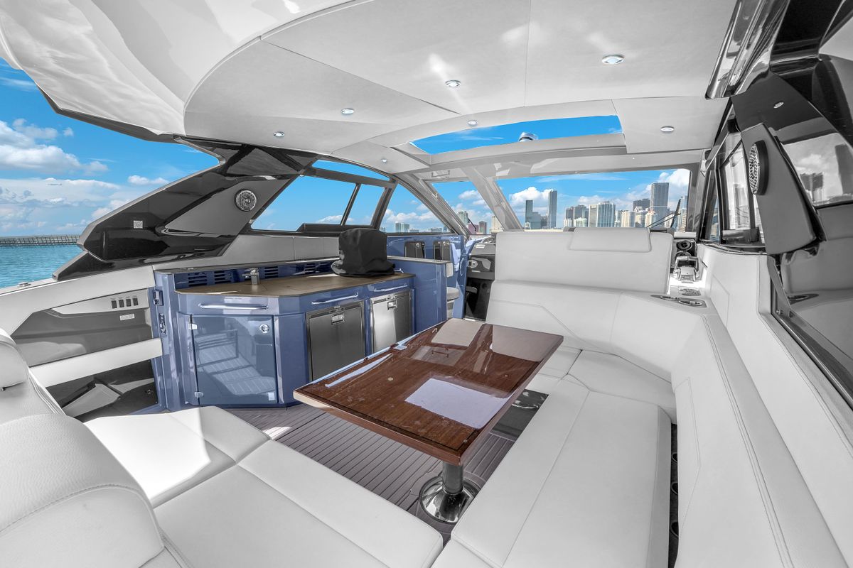 2023 Cruisers Yachts 42 
