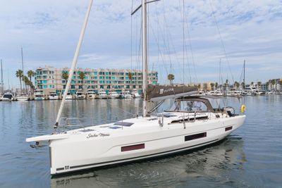 Yacht