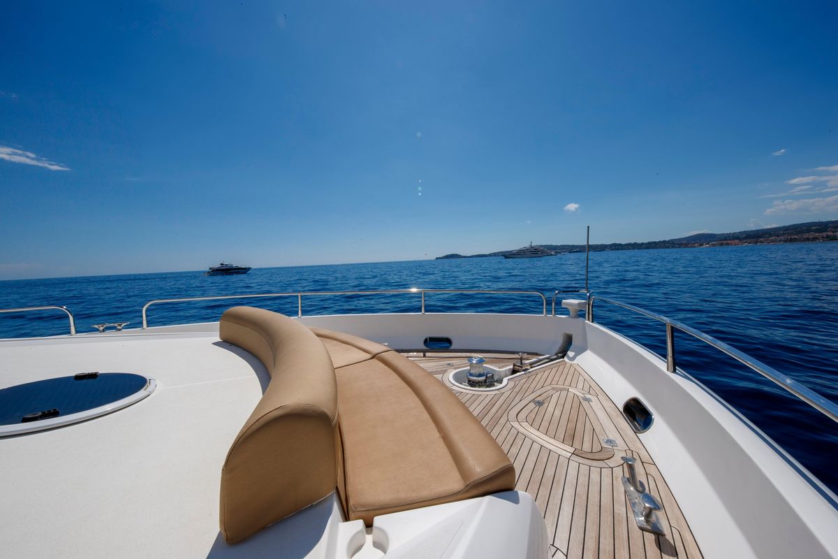 2003 Sunseeker 85 