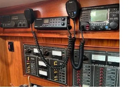 Shamrock Yacht Photos Pics 12VDC/110VAC Control panels with communication equipment.