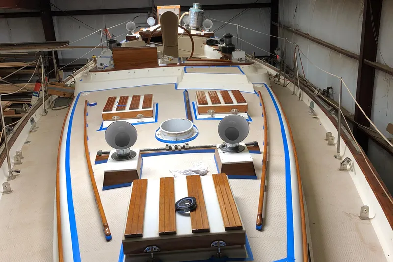 Shamrock Yacht Photos Pics Shamrock in workshop during restoration