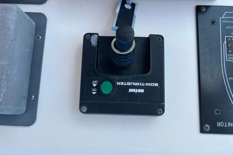  Yacht Photos Pics Bow thruster control panel on a 1997 Sea Ray 420 Aft Cabin yacht.