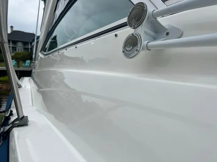 Mischief Maker II Yacht Photos Pics 