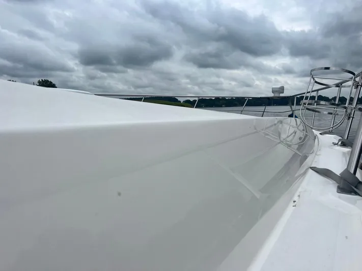 Mischief Maker II Yacht Photos Pics 