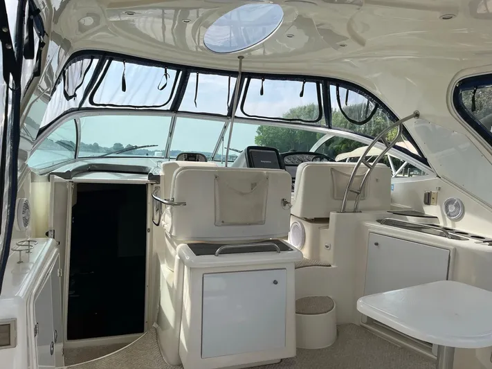 Mischief Maker II Yacht Photos Pics 