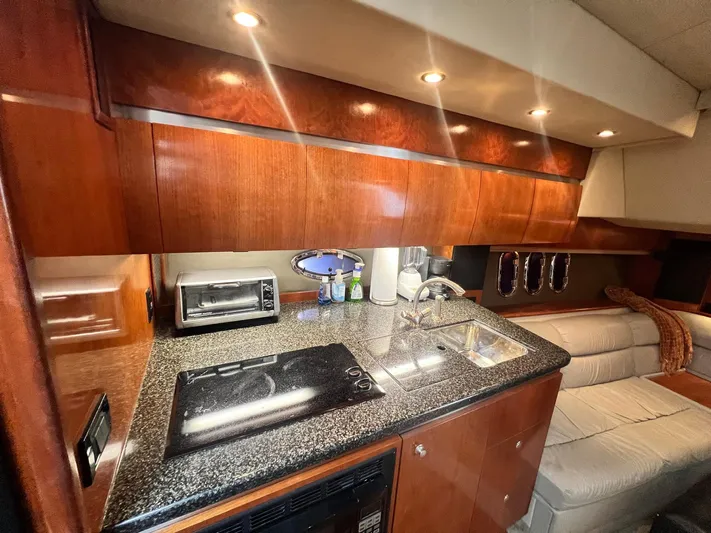 Mischief Maker II Yacht Photos Pics 