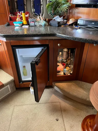 Mischief Maker II Yacht Photos Pics 